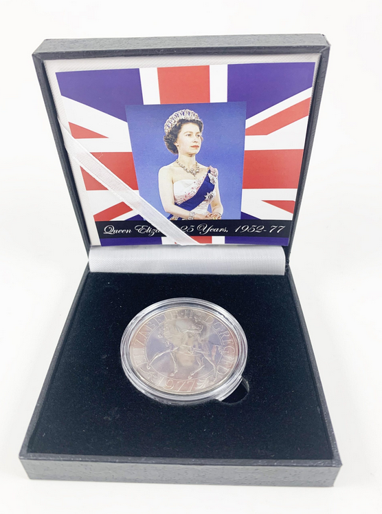 Queen Elizabeth II, Silver Jubilee Crown 1977